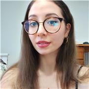 Archeologa impartisce lezioni di storia dell'arte